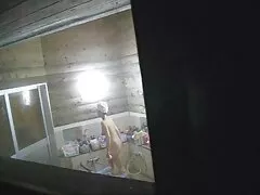 یک دانشجوی جوان آلمانی با نگاه گاه به گاه خود پسری عکس متحرک خفن سکسی را اغوا کرد