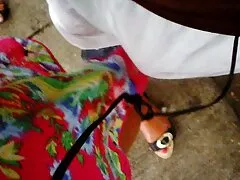 زن عکسهای سگسی متحرک خانه دار لاغر گربه را برای فاک با اسکیت باز جوان پخش می کند