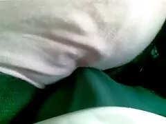 دختر کلیپ سکسی متحرک ژاپنی در حال واکس زدن روی بدن دختر جوان محدود ژاپنی است و حریص است که یک دختر سرخ را لعنتی می کند